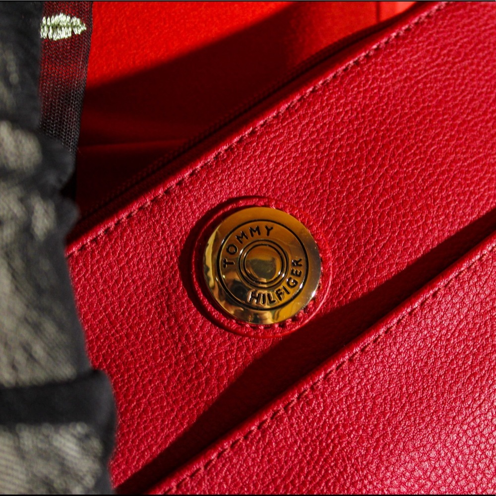 Tommy Hilfiger Red Crossbody Bag ❤️❤️